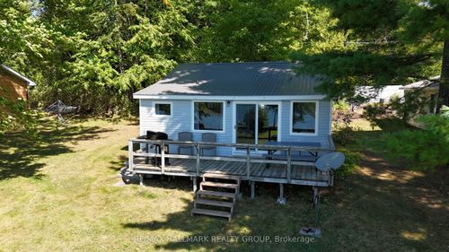8A Barron Lane, White Lake, ON, K0A3L0 | Card Image