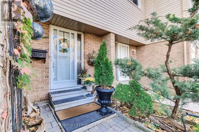 58 - 500 Osgoode Dr, Townhouse with 4 bedrooms, 3 bathrooms and 2 parking in London ON | Image 2