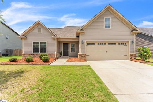 121 Screech Dr, Fountain Inn, SC, 29644-6181 | Card Image