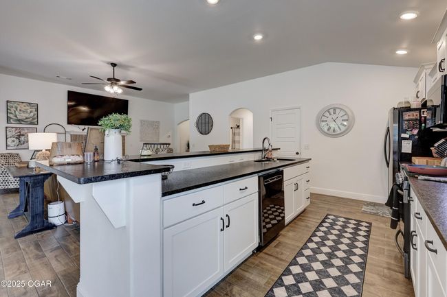 710 Wisteria Ln, House other with 4 bedrooms, 3 bathrooms and null parking in Carl Junction MO | Image 28