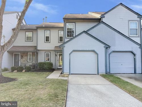 421 Jamestown Ct, MOUNT LAUREL, NJ, 08054-3722 | Card Image