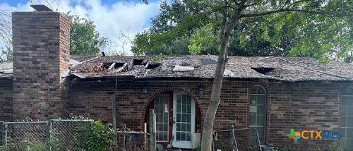 219 E Clearman St, Bartlett, TX, 76511-4595 | Card Image