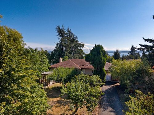 8625 Aldous Terr, North Saanich, BC, V8L1L3 | Card Image