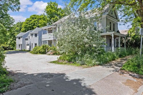 21 Hyde Street, Burlington, VT, 05401 | Card Image