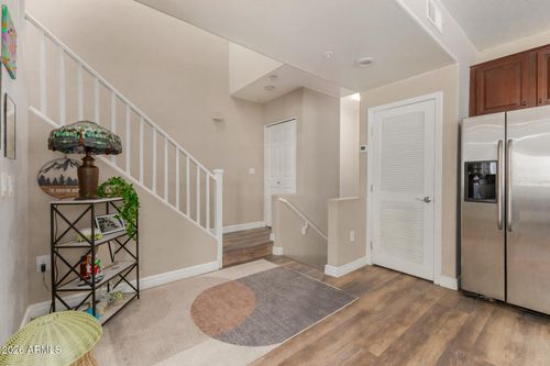 134-610 E Roosevelt St, Phoenix, AZ, 85004-1987 | Card Image