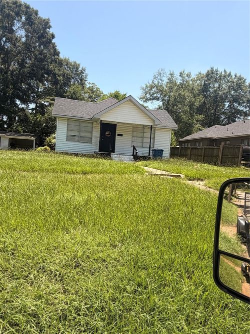 510 College Ave, Jacksonville, TX, 75766-2208 | Card Image