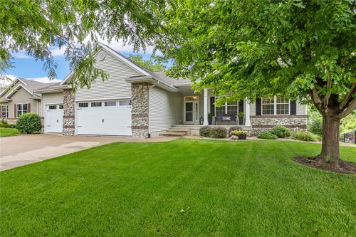 718 Palmyra Drive Ne, Cedar Rapids, IA, 52402 | Card Image