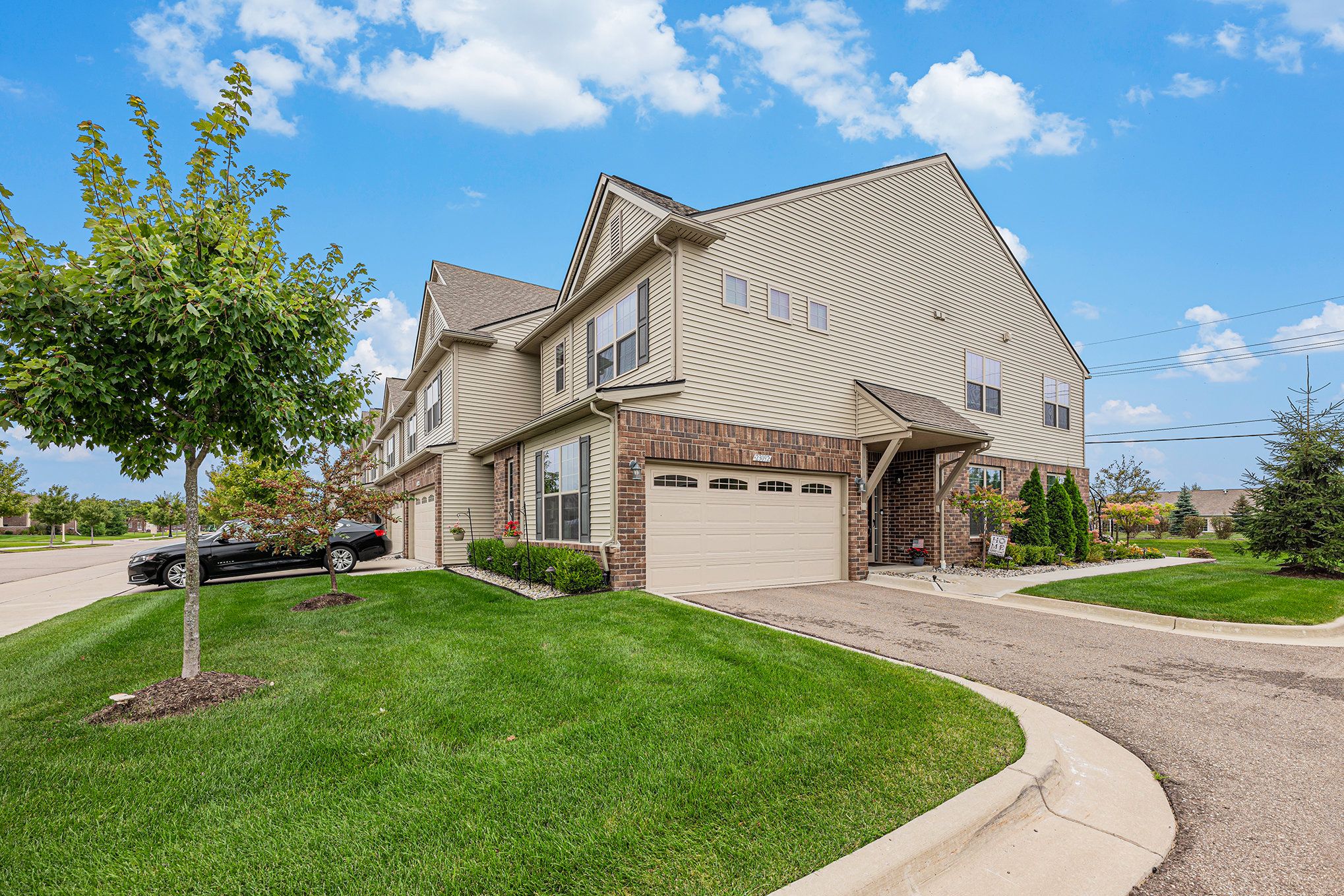 Clarewood St, Macomb, MI 48042