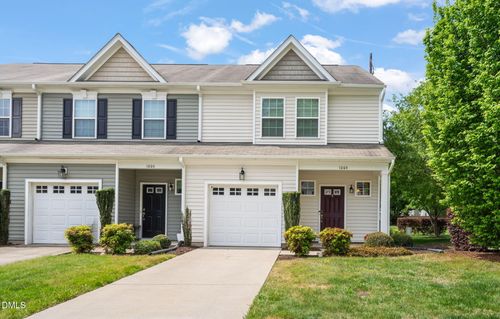 1004 Renewal Pl, Raleigh, NC, 27603-2895 | Card Image