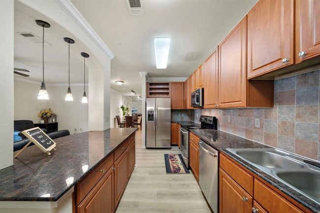 Kitchen | Image 7