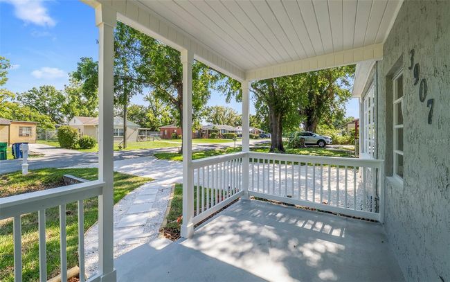 3907 W Walnut St, House other with 2 bedrooms, 1 bathrooms and null parking in TAMPA FL | Image 5