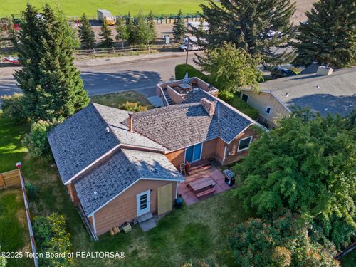 355 W Karns Ave, Jackson, WY, 83001-8534 | Card Image