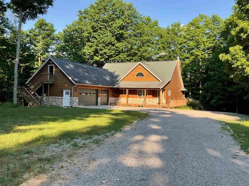 2625 Wild Coyote Dr, Interlochen, MI, 49643-8636 | Card Image
