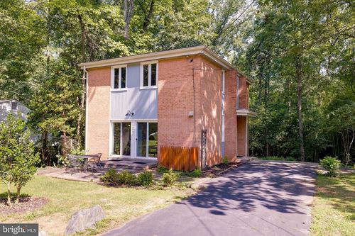 135 Northway, Greenbelt, MD, 20770-0799 | Card Image