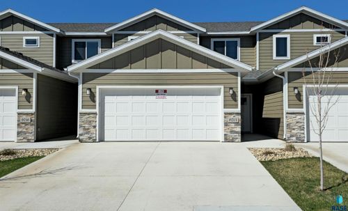 9214 W Ark Pl Place, Sioux Falls, SD, 57106 | Card Image