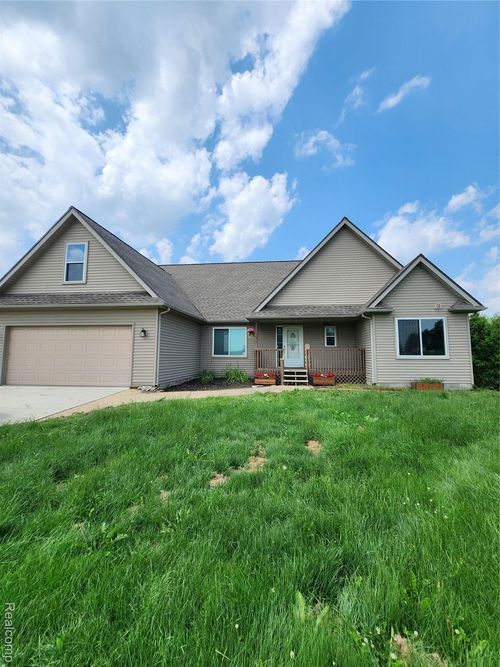 5867 Capac Rd, Mussey, MI, 48014-1316 | Card Image