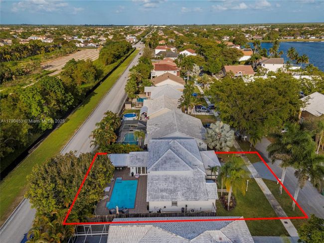 0 - 9431 Sw 212 Th Ter, House other with 4 bedrooms, 3 bathrooms and null parking in Cutler Bay FL | Image 46