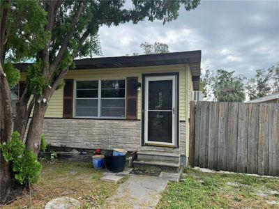 2942 24 Th Avenue N, House other with 2 bedrooms, 1 bathrooms and null parking in Saint Petersburg FL | Image 2