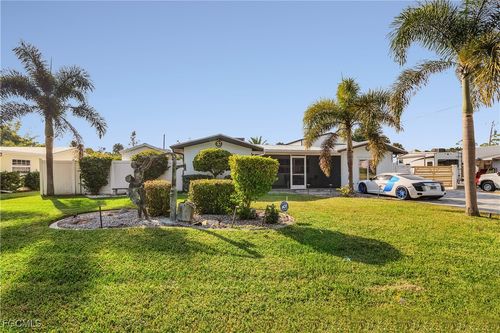 2303 Club House Rd, North Fort Myers, FL, 33917-2525 | Card Image