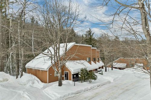 9-12 Streamside Rd, Campton, NH, 03223-5055 | Card Image