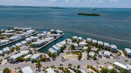 69-701 Spanish Main Dr, Cudjoe Key, FL, 33042-4344 | Card Image