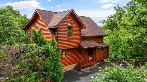 616 Deer Path Ln, Gatlinburg, TN, 37738 | Card Image