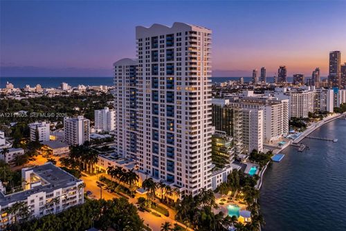 ph02-1330 West Ave, MIAMI BEACH, FL, 33139-0900 | Card Image