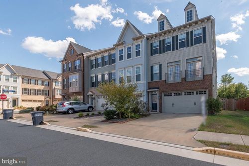 43361 Hominy Ter, Chantilly, VA, 20152-5328 | Card Image