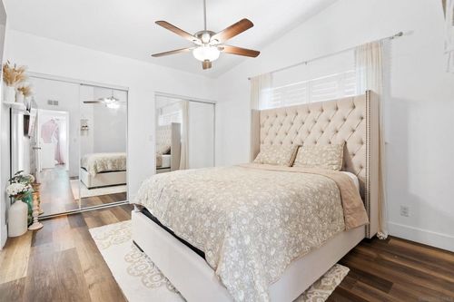 2216 Calle Chanate, San Diego, CA, 92139-1104 | Card Image