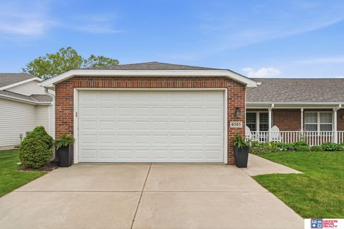 6505 Cascade Dr, Lincoln, NE, 68504-4611 | Card Image