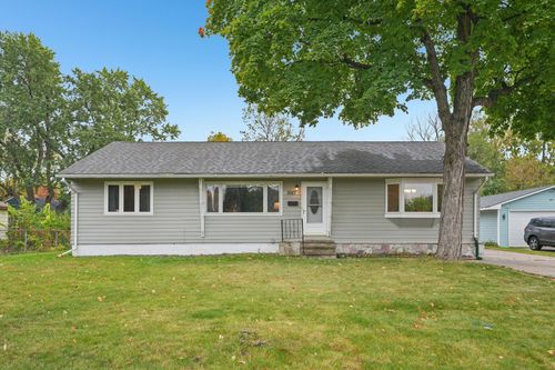 2017 Brookview Dr, Brooklyn Center, MN, 55430-2903 | Card Image