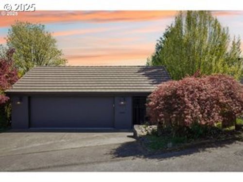 4260 Sw Mcdonnell Ter, Portland, OR, 97239-1550 | Card Image