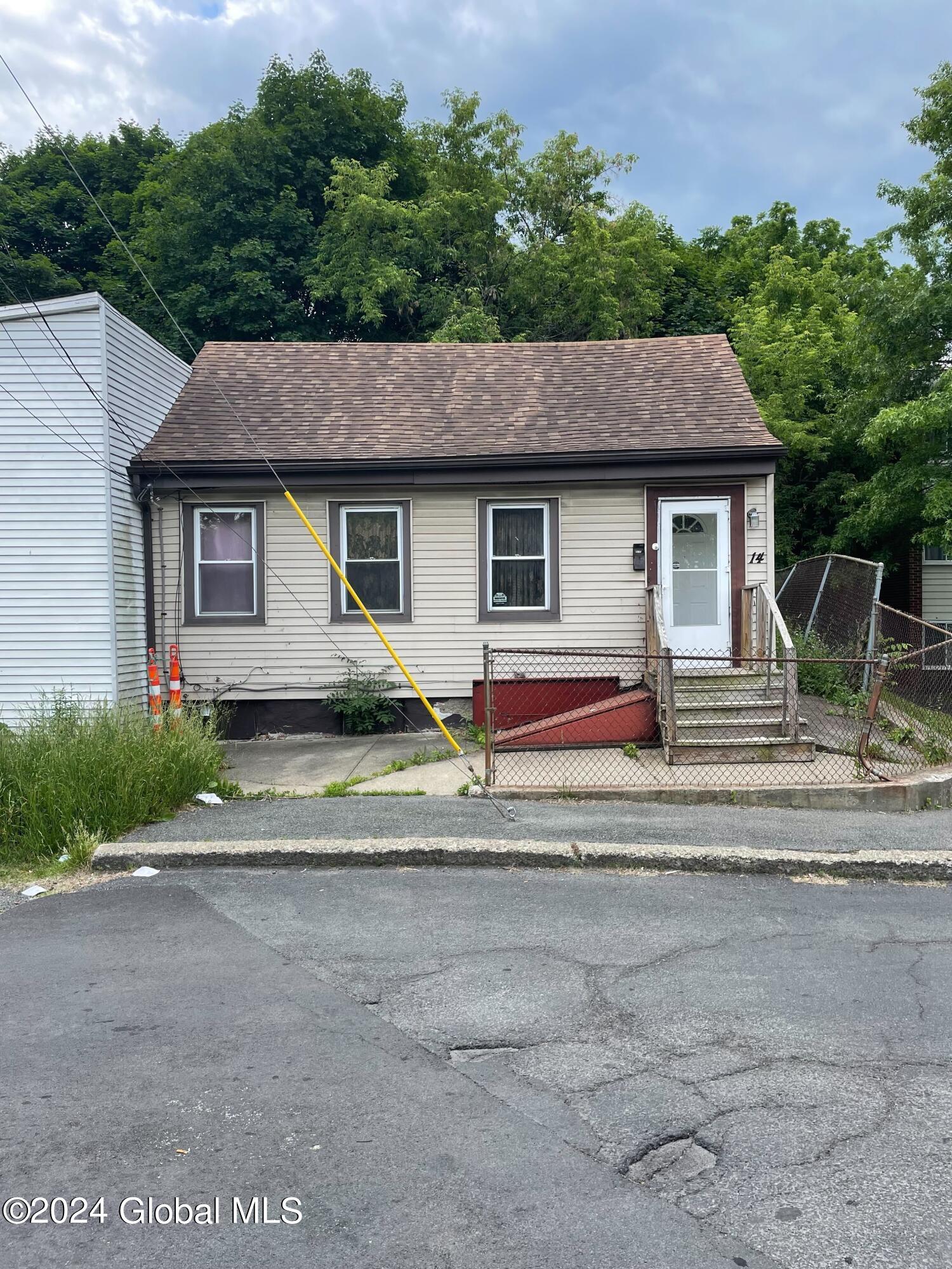 Cuyler St, Albany, NY 12202
