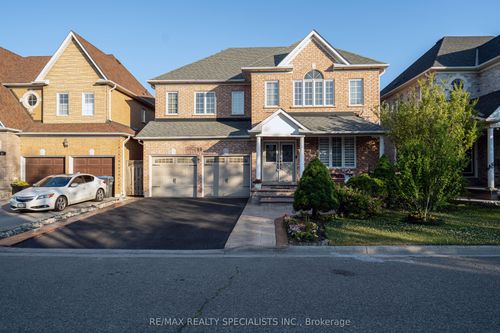 19 Rushbrook Dr, Brampton, ON, L6P1E4 | Card Image