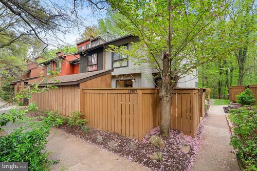 11907 Escalante Ct, RESTON, VA, 20191-1833 | Card Image