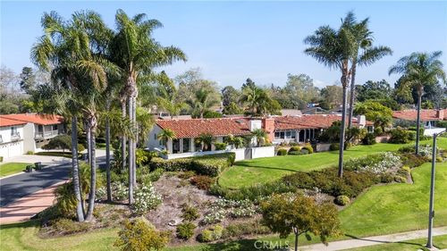 2000 Vista Cajon, Newport Beach, CA, 92660-3910 | Card Image