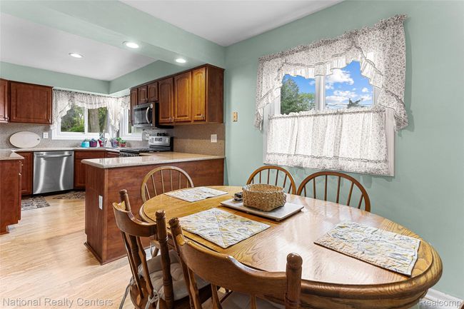 Kitchen | Image 8