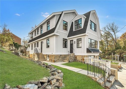 200 Main St, Eastchester, NY, 10709 | Card Image