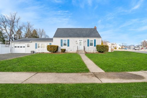 3683 Hawk Rd, Levittown, NY, 11756-5000 | Card Image