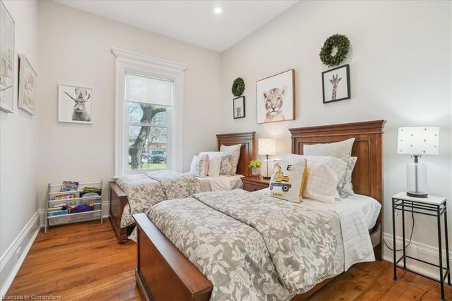 524 Locust St, House other with 3 bedrooms, 2 bathrooms and 6 parking in Burlington ON | Image 22