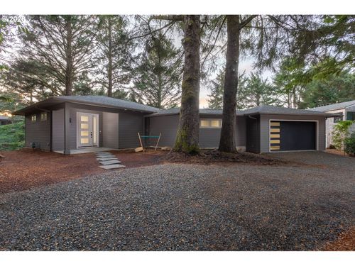 105 W Bay Point Rd, Gleneden Beach, OR, 97388 | Card Image