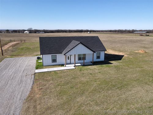 19912 Old Towne Rd, Thackerville, OK, 73459-7508 | Card Image