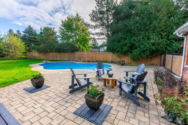 23 Meander Close, House other with 5 bedrooms, 3 bathrooms and 6 parking in Carlisle ON | Image 46