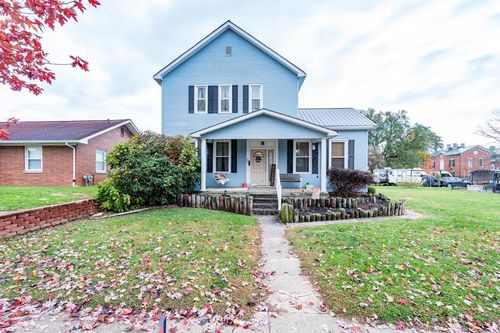 404 1st Ave, Waverly, OH, 45690-1107 | Card Image