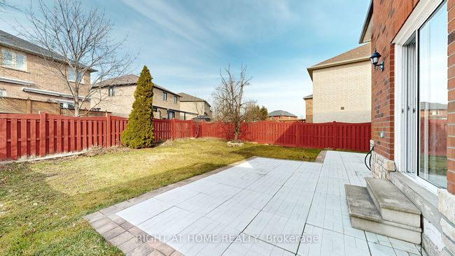 28 Beaton Ave, House other with 6 bedrooms, 4 bathrooms and 4 parking in Maple ON | Image 31