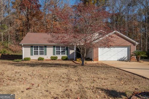 74 Canterbury Dr, Grantville, GA, 30220-2033 | Card Image