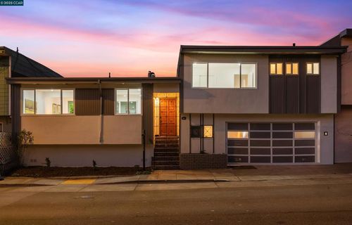 657 Silver Ave, San Francisco, CA, 94134-1050 | Card Image