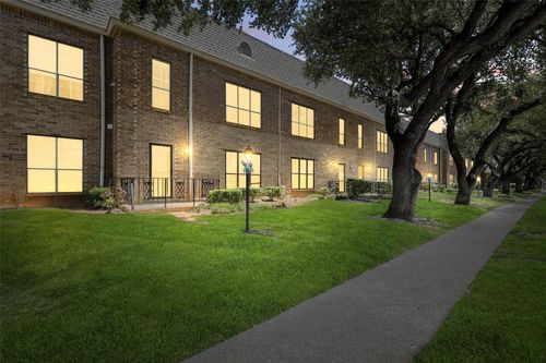 apt-212-4438 Harlanwood Dr, Fort Worth, TX, 76109-1908 | Card Image