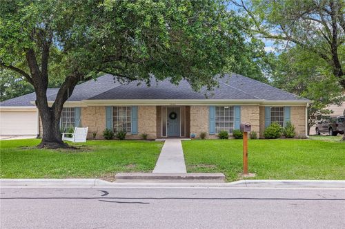 1040 Rose Circle, College Station, TX, 77840 | Card Image