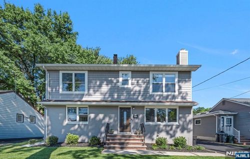151 Field Ave, Hasbrouck Heights, NJ, 07604-2513 | Card Image